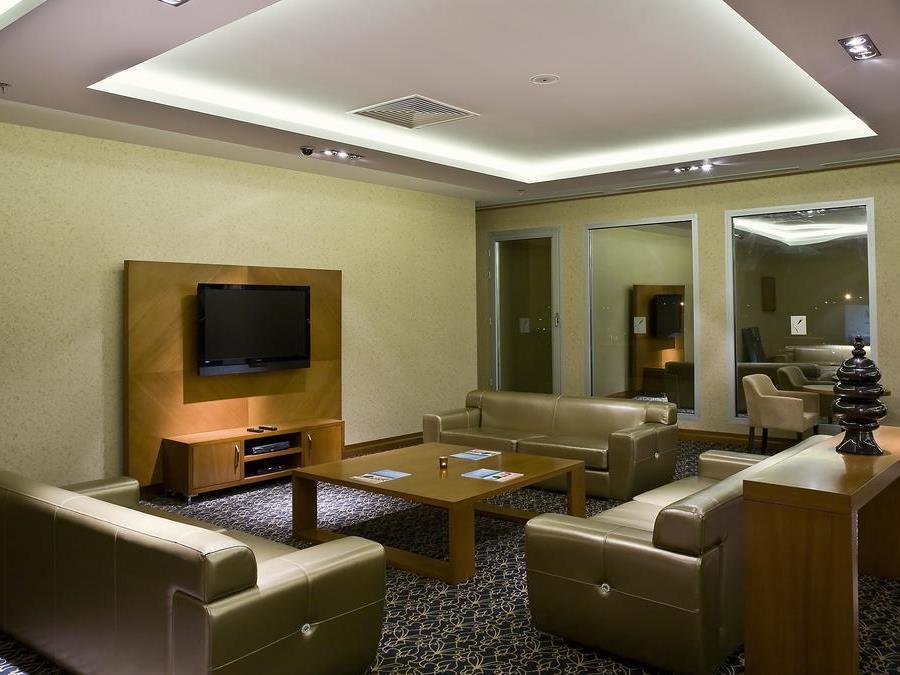 โรงแรมอาเนมอน มาลาเตีย มาลัทยา ภายนอก รูปภาพ