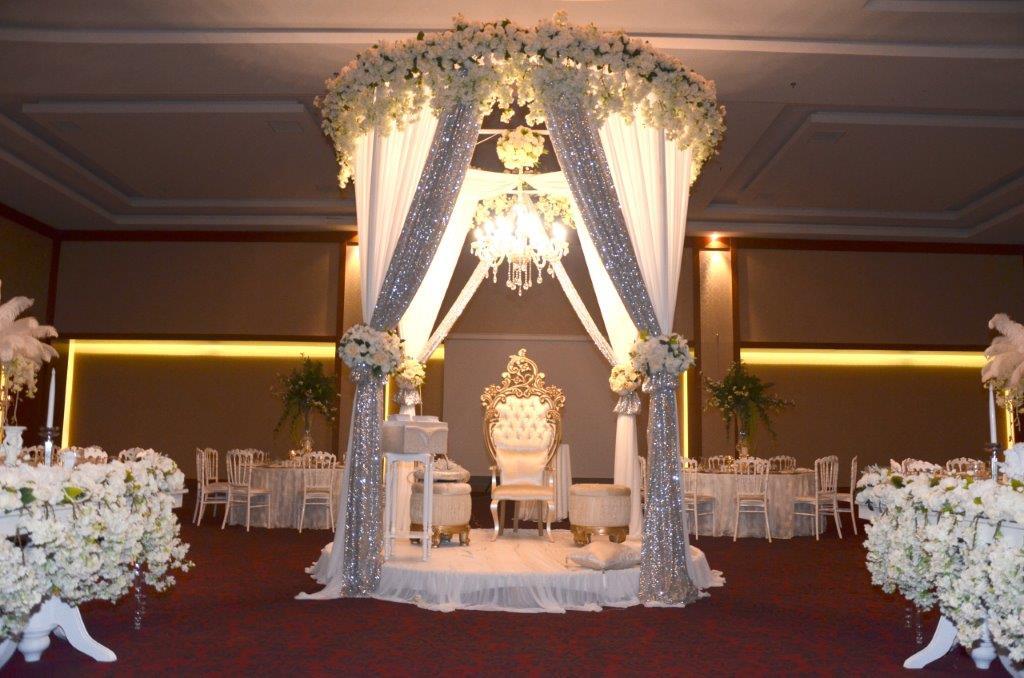 โรงแรมอาเนมอน มาลาเตีย มาลัทยา ภายนอก รูปภาพ